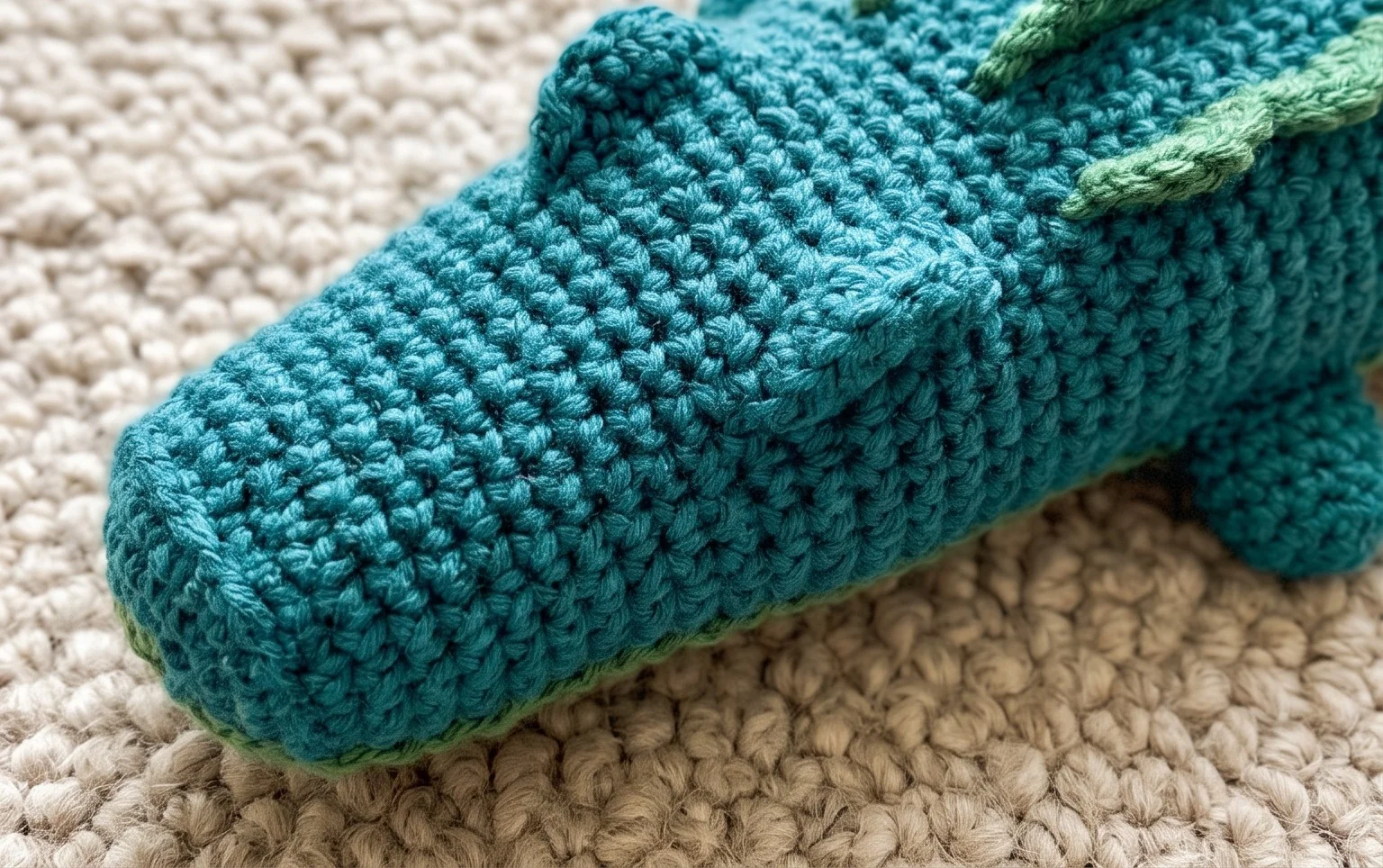 Back to School Pencil Cases Free Crochet Patterns - DIY Magazine