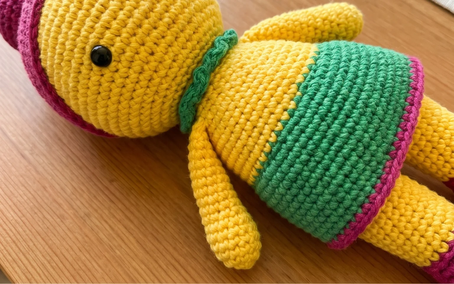 It’s Mr. Dinkles! Get Crochet Amigurumi Patterns, Plus Bonus Hat &